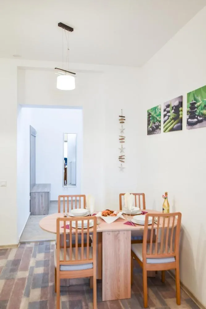 Cityscape Budget Apartments Damjanich ブダペスト